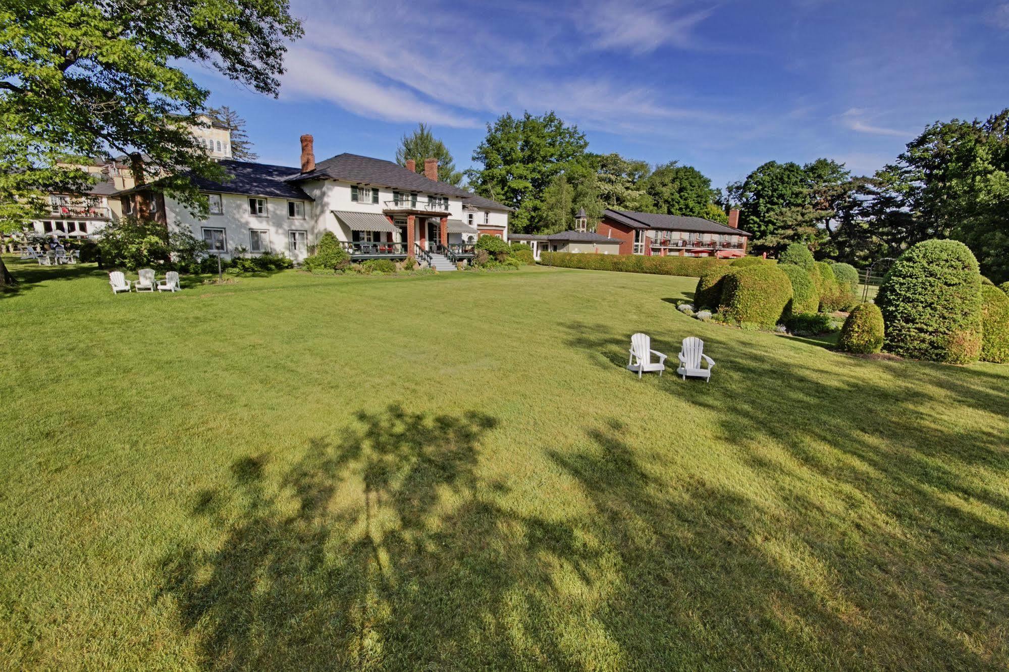 Briars Resort And Spa Georgina Exterior photo